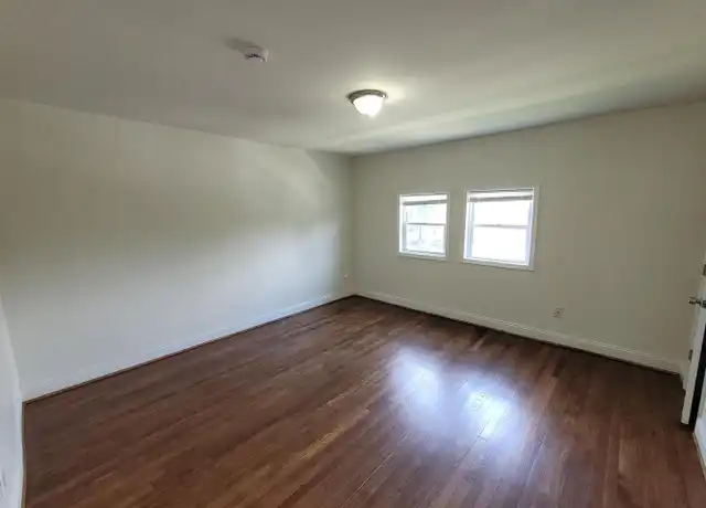 Property at 423 Mellon St SE Unit 3, Washington, DC, 20032, 1 bed, 1 bath, [object Object]