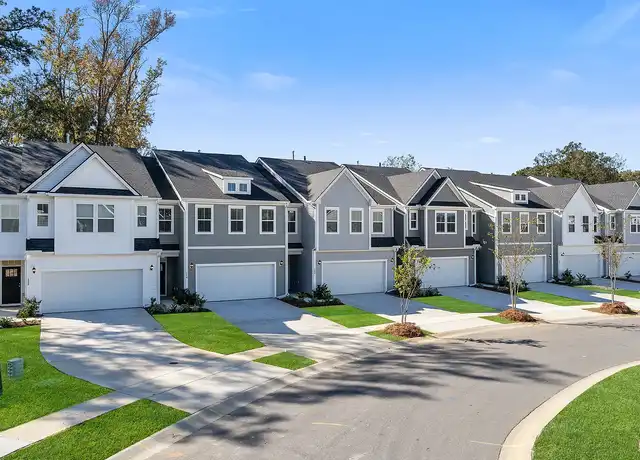 Property at Chamberlain Pines - 1060 Orangeburg Rd, Summerville, SC, 29483, 2-4 beds, 2.5 baths, [object Object]