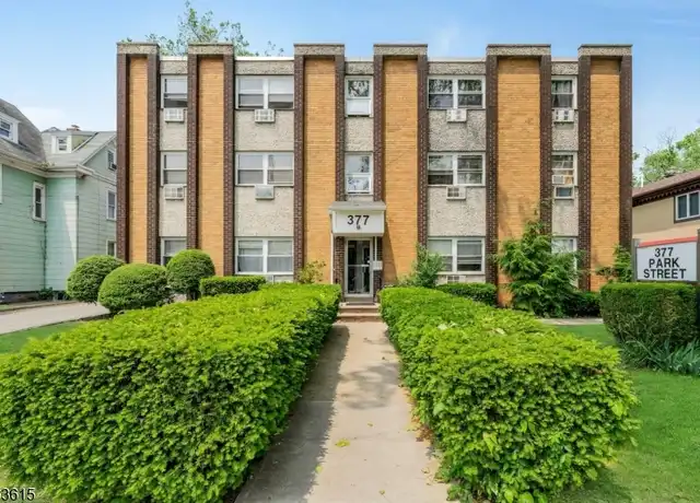 Property at 377 Park St Unit C, Hackensack, NJ, 07601, 1 bed, 1 bath, [object Object]