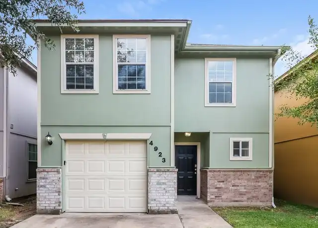 Property at 4923 N Cancun Dr, Houston, TX, 77045, 4 beds, 2.5 baths, [object Object]
