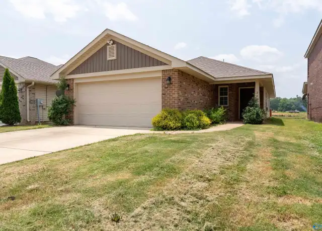 Property at 200 Bermuda Lakes Dr, Meridianville, AL, 35759, 3 beds, 2 baths, [object Object]