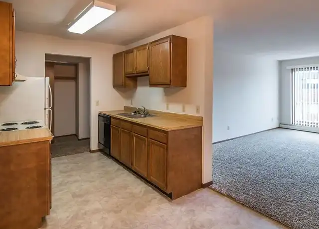 Property at MEADOW WOOD - 4420 N 7th St, Lincoln, NE, 68521, 1-2 bed, 1-2 bath, [object Object]