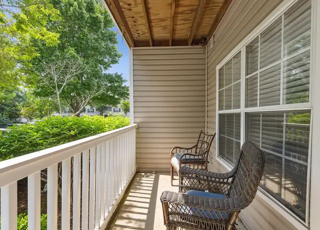 Photo of 6097 Memorial Dr, Stone Mountain, GA 30083