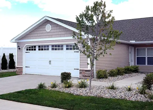 Property at Redwood Southgate - 11801 Durham Rd, Southgate, MI, 48195, 2 beds, 2 baths, [object Object]