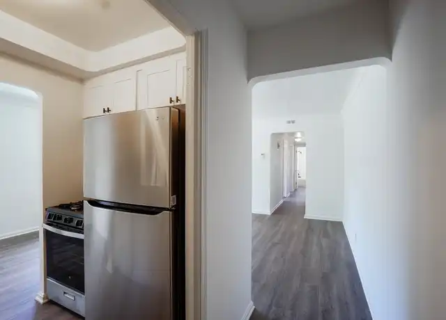Property at 2671 Noble Rd Unit 3, Cleveland Heights, OH, 44121, 2 beds, 1 bath, [object Object]