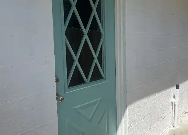 Property at 2423 Vermont Ave E Apt 1, Bradenton, FL, 34208, 1 bed, 1 bath, [object Object]