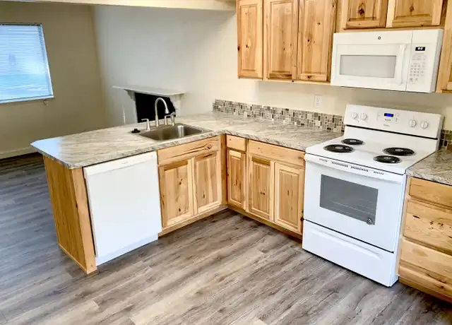 Property at 1539 15th Ave SE Unit 1577A, Albany, OR, 97322, 2 beds, 1 bath, [object Object]