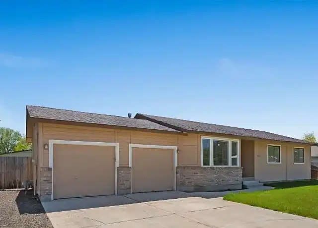 Property at 9603 W Edna St, Boise, ID, 83704, 3 beds, 2 baths, [object Object]