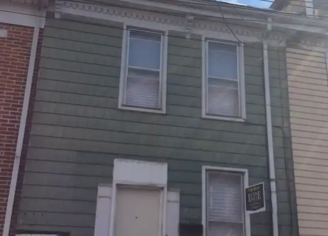 Property at 432 W College Ave, York, PA, 17401, 3 beds, 1 bath, [object Object]