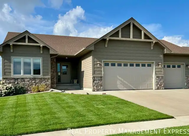 Property at 3508 E Prairie Wind St, Sioux Falls, SD, 57108, 4 beds, 3 baths, [object Object]