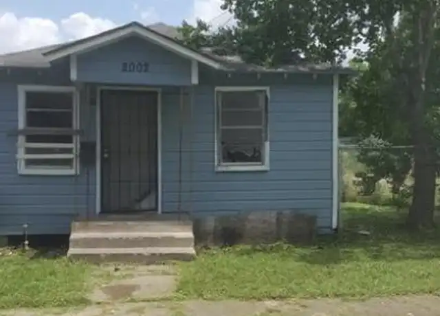 Property at 2002 Bleker St, Houston, TX, 77026, 2 beds, 1 bath, [object Object]
