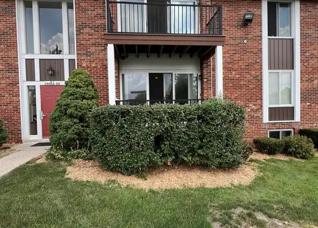 Property at 29403 Bobrich St, Livonia, MI, 48152, 1 bed, 1 bath, [object Object]