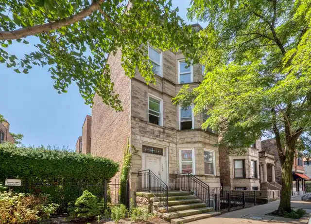 Property at 1349 W Taylor St, Chicago, IL, 60607, 2 beds, 1 bath, [object Object]
