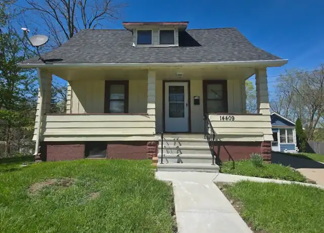 Property at 14409 Elm St, Maple Heights, OH, 44137, 2 beds, 1 bath, [object Object]
