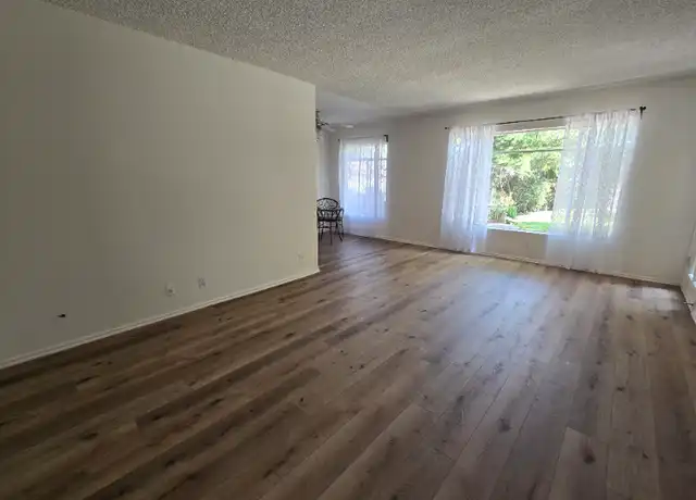 Property at 13531 Wyandotte St Unit 3, Van Nuys, CA, 91405, 2 beds, 1 bath, [object Object]