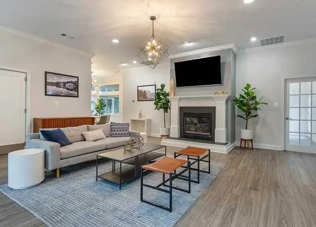 Photo of 1815 Sycamore Valley Dr, Reston, VA 20190