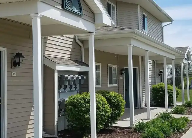 Property at Hawks Ridge Apartments - 15292 Hawks Ridge Dr, Bath Twp, MI, 48808, 1 bed, 1 bath, [object Object]