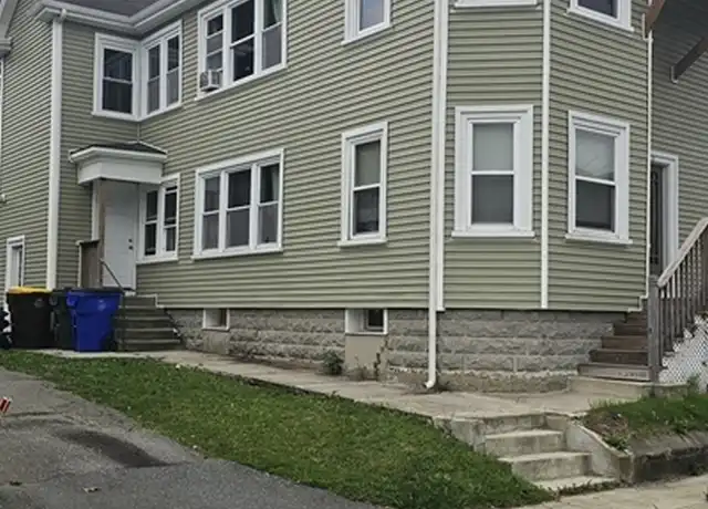 Property at 129 Merchant St Unit 2, Fall River, MA, 02723, 2 beds, 1 bath, [object Object]