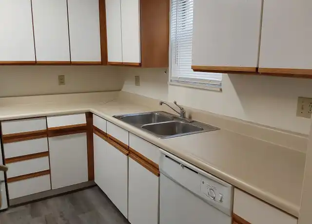 Property at 1004 Stacey Dr Unit 1004, Wheeling, WV, 26003, 2 beds, 1 bath, [object Object]