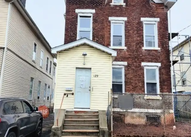 Property at 127 Fulton St, Elizabethport, NJ, 07206, 2 beds, 1 bath, [object Object]