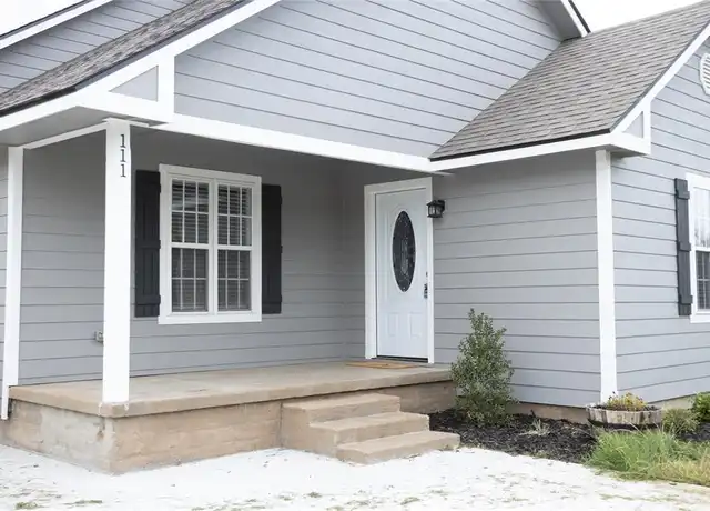 Property at 1110 N Ross Ave, Sherman, TX, 75090, 3 beds, 2 baths, [object Object]