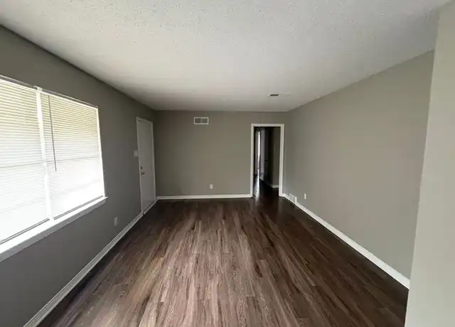 Property at 5153 Craigmont Dr, Memphis, TN, 38134, 3 beds, 2 baths, [object Object]