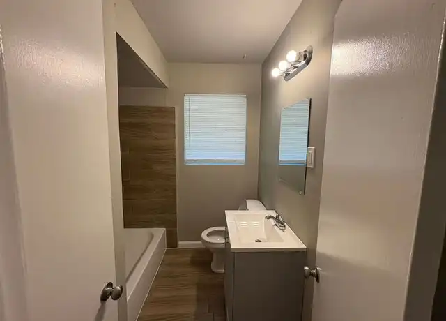 Property at 5153 Craigmont Dr, Memphis, TN, 38134, 3 beds, 2 baths, [object Object]
