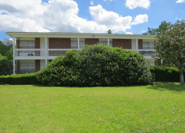 Property at 1917 20th St Unit 3, Huntsville, TX, 77340, 2 beds, 2.5 baths, [object Object]