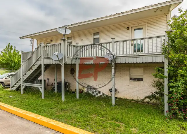 Property at 520 Live Oak St Unit A, Meridian, TX, 76665, 1 bed, 1 bath, [object Object]