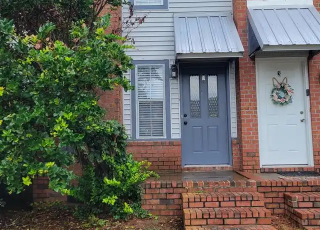 Property at 106 Woodleigh Rd, Manhattan, AL, 66503, 2 beds, 1.5 baths, [object Object]