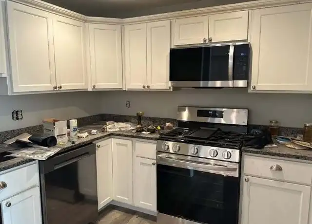 Property at 604 Chelmsford St, Lowell, MA, 01851, 2 beds, 1 bath, [object Object]