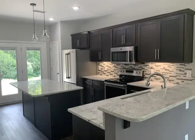 Property at 89 Cages Rd, Hendersonville, TN, 37075, 3 beds, 2.5 baths, [object Object]