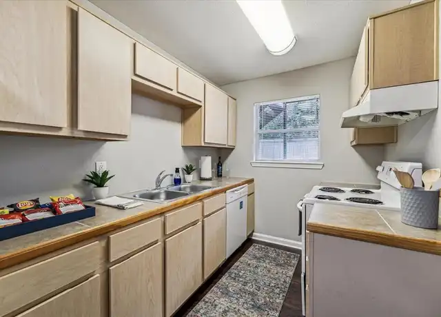 Property at 1225 W 25th St Unit 9, Houston, TX, 77008, 1 bed, 1 bath, [object Object]