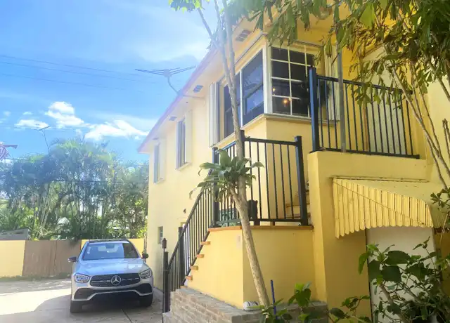 Property at 1120 S Federal Hwy, Lake Worth Beach, FL, 33460, 2 beds, 1 bath, [object Object]