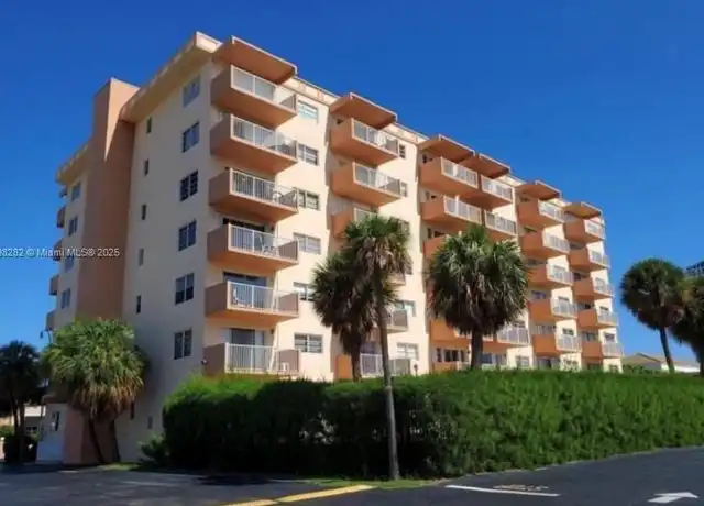 Property at 2200 E Hallandale Beach Blvd #702, Hallandale Beach, FL, 33009, 1 bed, 1 bath, [object Object]