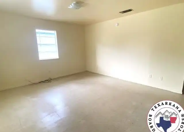 Property at 619 Short St, Texarkana, AR, 71854, 3 beds, 1 bath, [object Object]
