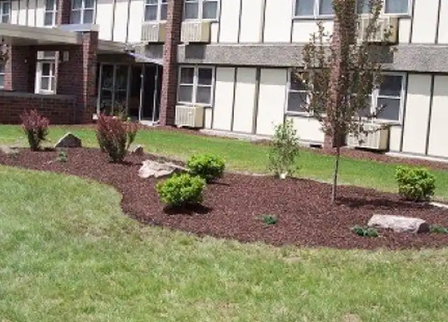 Property at 350 Market St Unit 102, Johnstown, PA, 15901, 2 beds, 1 bath, [object Object]
