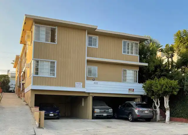 Property at 650 1/2 S Dunsmuir Ave Unit 1223, Los Angeles, CA, 90036, 2 beds, 1 bath, [object Object]