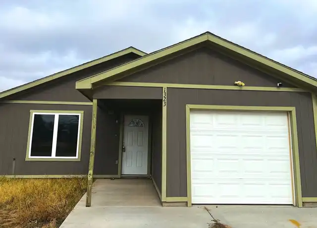Property at 1323 E 14th St, Lubbock, TX, 79403, 3 beds, 2 baths, [object Object]