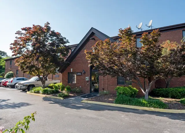 Photo of 40 State Farm Pkwy, Birmingham, AL 35209