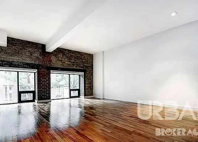 Property at 123 Bank St Unit 240, New York, NY, 10014, 0 beds, 1 bath, [object Object]