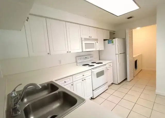 Property at 3018 Alcazar Pl #208, Palm Beach Gardens, FL, 33410, 1 bed, 1 bath, [object Object]