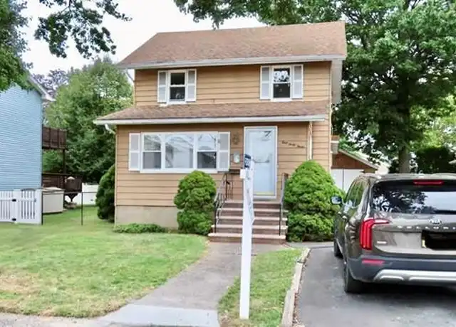 Property at 443 Chestnut Ave, South Hackensack, NJ, 07606, 3 beds, 1.5 baths, [object Object]