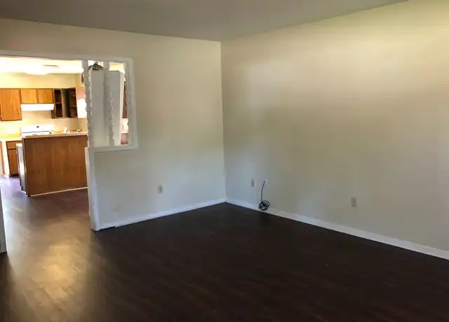 Property at 107 Jester Cir, Longview, TX, 75604, 2 beds, 1 bath, [object Object]