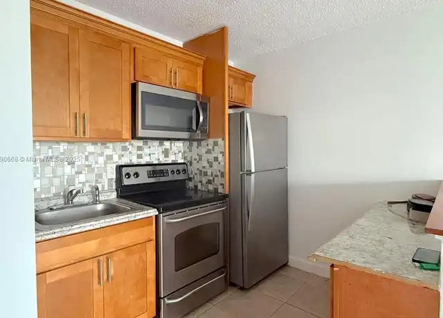 Property at 8260 SW 210th St #315, Cutler Bay, FL, 33189, 1 bed, 1 bath, [object Object]