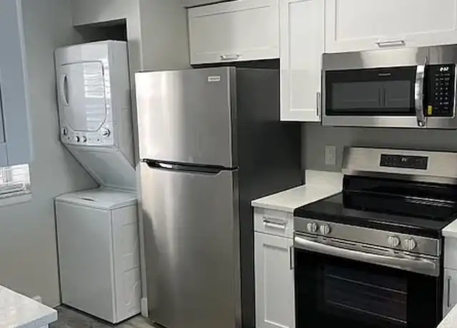 Property at Spring Lake Apartments - 6401 31st St S, Saint Petersburg, FL, 33712, 1-2 bed, 1-2 bath, [object Object]