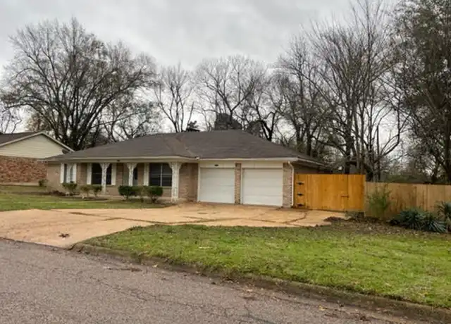 Property at 2830 Clark Ln, Paris, TX, 75460, 3 beds, 2 baths, [object Object]