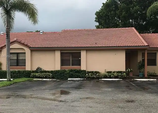 Property at 6257 NW 171st St, Hialeah, FL, 33015, 2 beds, 2 baths, [object Object]