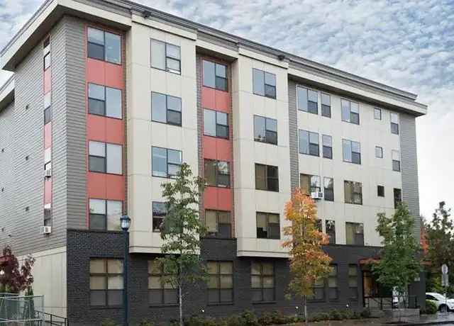 Property at Monroe Street Apartments - 3035 NE M L King Blvd, Portland, OR, 97212, 0-2 beds, 1 bath, [object Object]