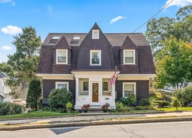 Property at 1040 Franklin St, Melrose, MA, 02176, 4 beds, 2.5 baths, [object Object]
